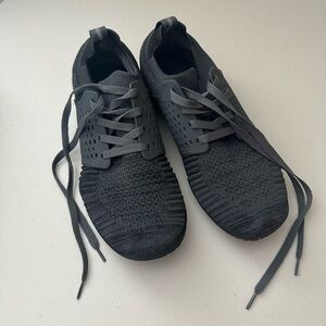 Whitin Wide Minimalist Sneakers No Drop Midfoot Stability EU 43 Men’s 10 Grey